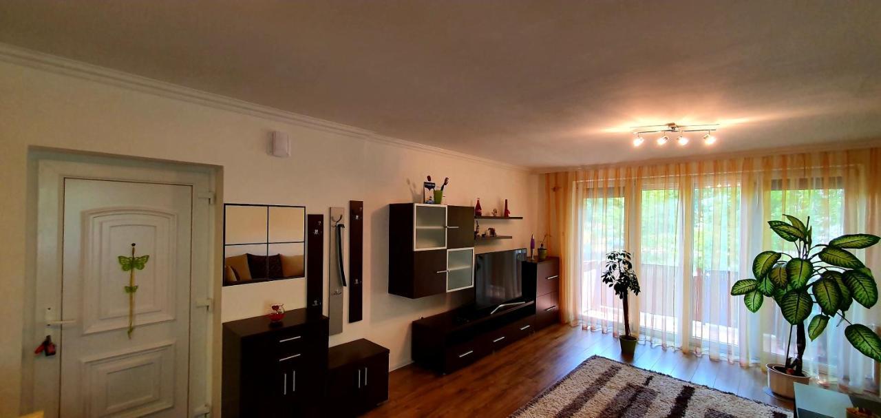 Bazsi Apartman Siofok Exterior photo